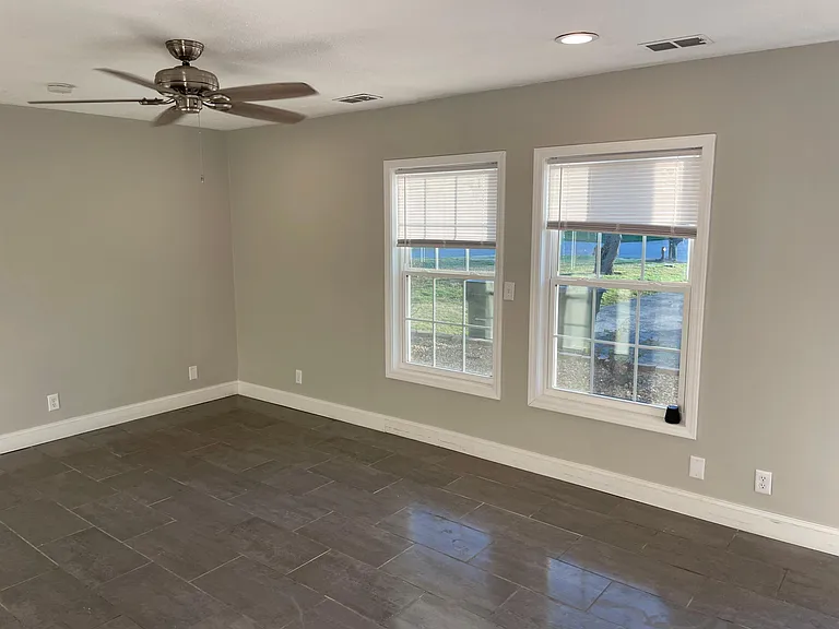 5922 Jeffrey Ln — Photo 9