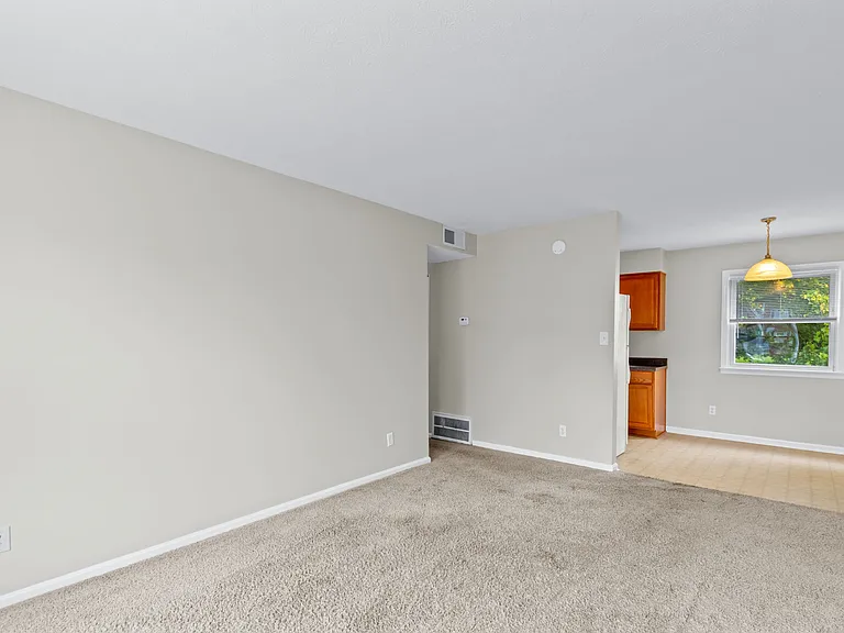 5115 Valiant Dr — Photo 8