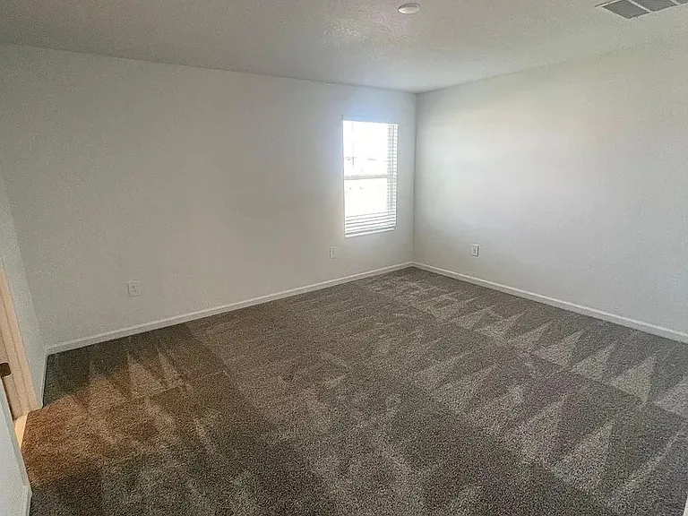 336 Heroic Rd — Photo 9