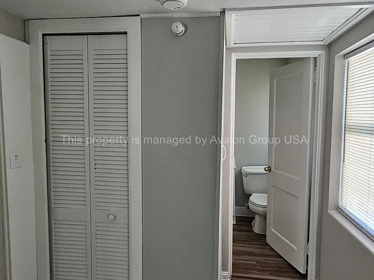 5474 N River Rd — Photo 12