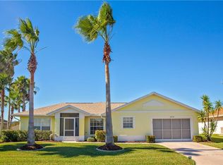 10747 Cup Dr, San Antonio, FL 33576
