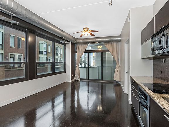 4th image of 660 W Wayman St Unit 204