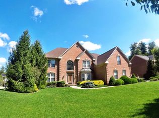 101 Cedar Woods Dr, Loveland, OH 45140