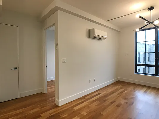 Rented by City Vista Inc | media 46