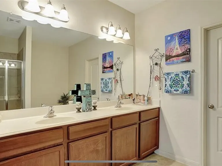 2122 Sable Wood Dr — Photo 13