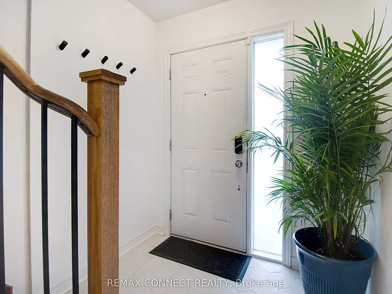 565 Shuter St — Photo 5