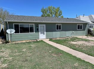 408 W 15th St, Goodland, KS 67735
