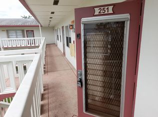 251 Fanshaw Dr #F, Boca Raton, FL 33434