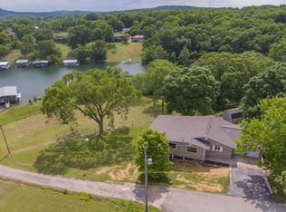 22 Sasparillo Ln, Kimberling City, MO 65686