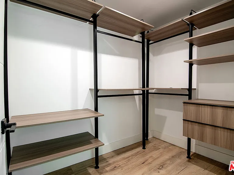 1236 N Fairfax Ave #2 — Photo 17