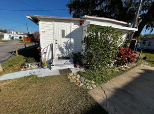 37 Sharps Cir, Eustis, FL 32726