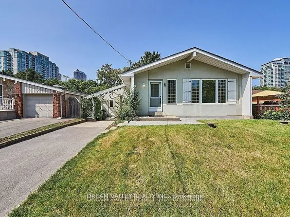 24 Gable Pl, Toronto, ON M1P 4J8