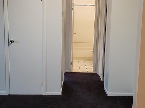 4th image of 236 Concord Ln