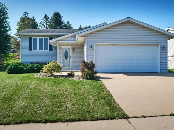 4714 Manor Brook Dr NW, Rochester, MN 55901