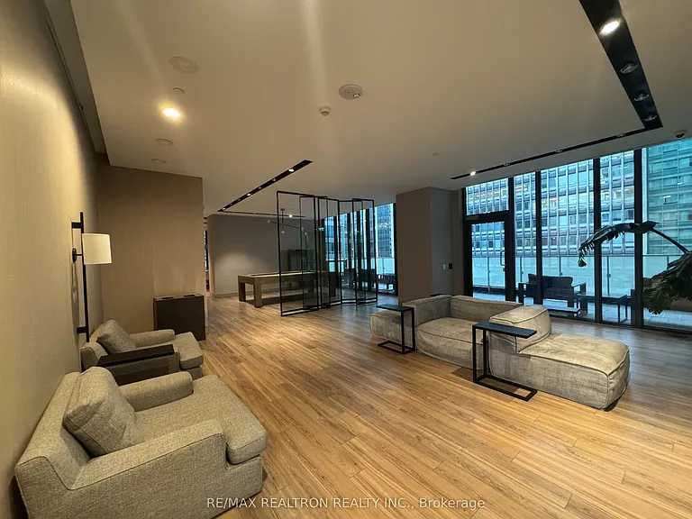 20 Lombard St #3904 — Photo 15