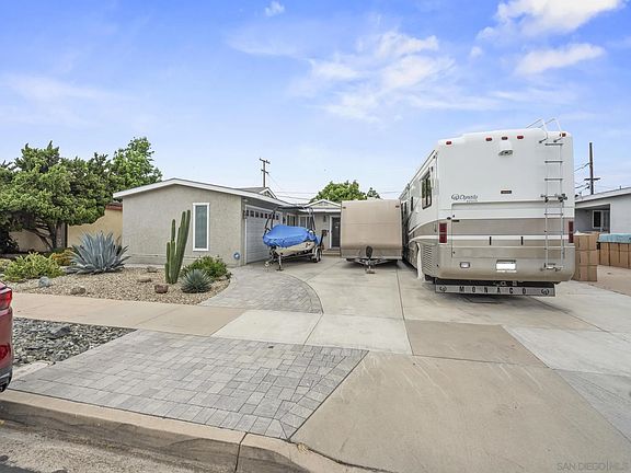 5th image of 672 Brockwood Dr