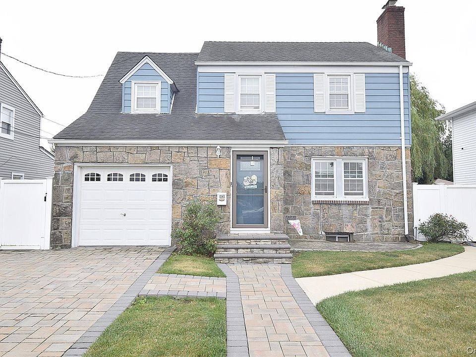1st image of 1020 Garden Place