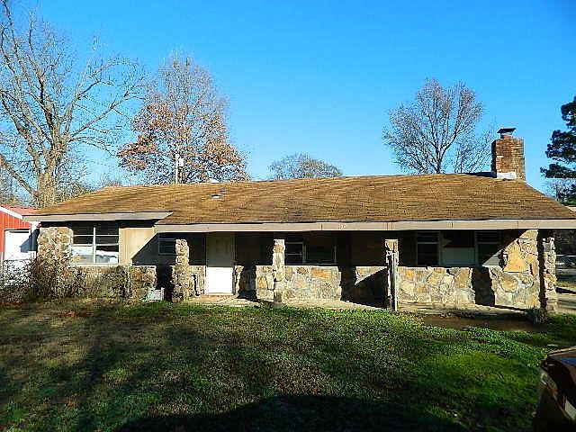 1st image of 133 E Louisiana St