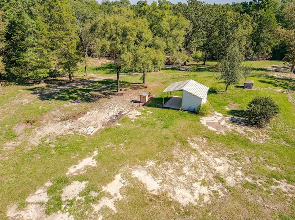 1207 County Rd, Canton, TX 75103