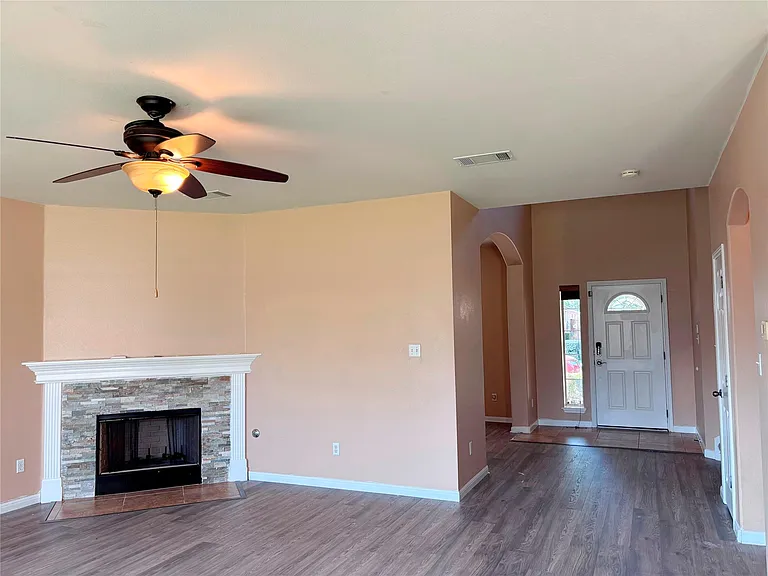 4116 Meadow Bluff Way — Photo 3