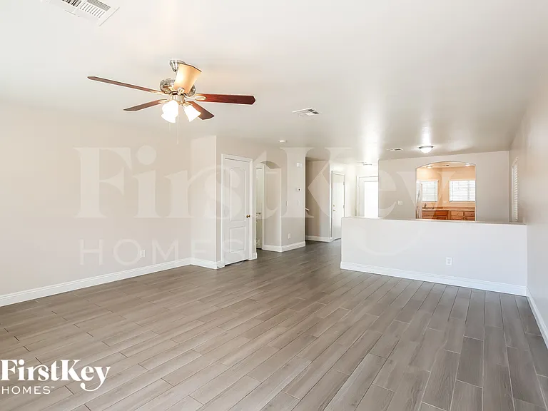 705 Picasso Picture Ct — Photo 5