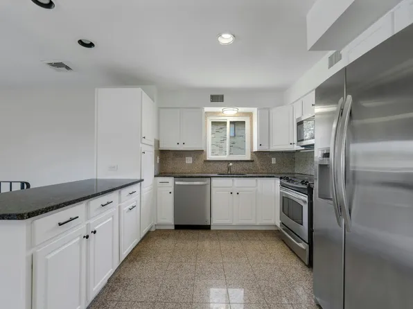 2413 Hammett Avenue image 15 of 46