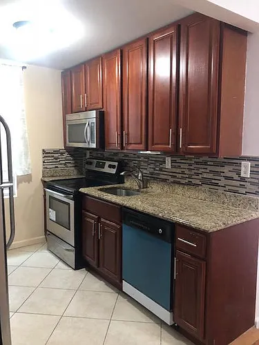 2131 Bruckner Blvd #1B Photo 1