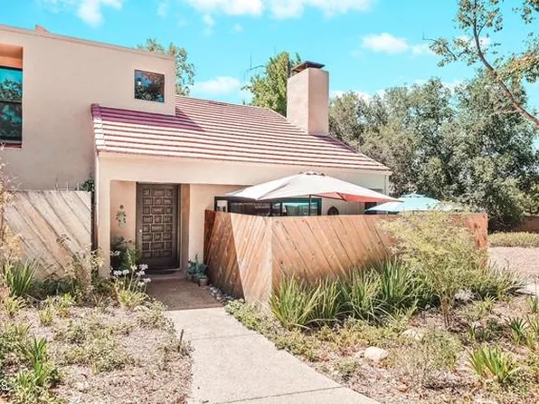 203 Carillo Rd #B, Ojai, CA 93023