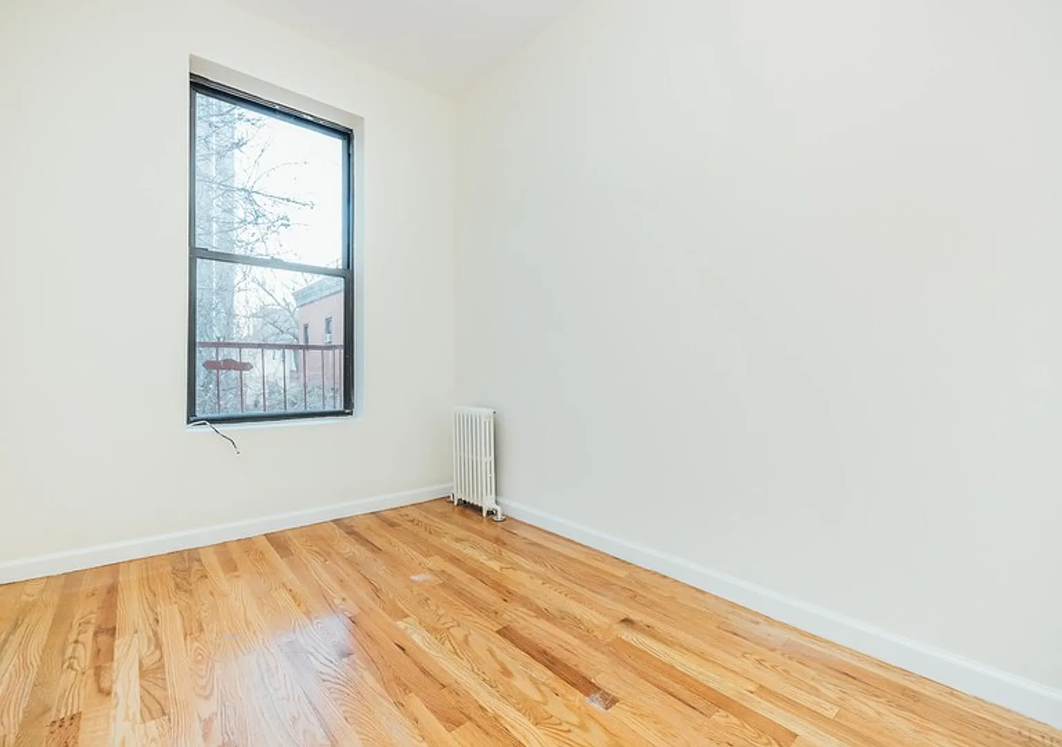 10 Menahan Street — Photo 4