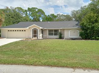 8410 Lake Hill Ct, Spring Hill, FL 34608