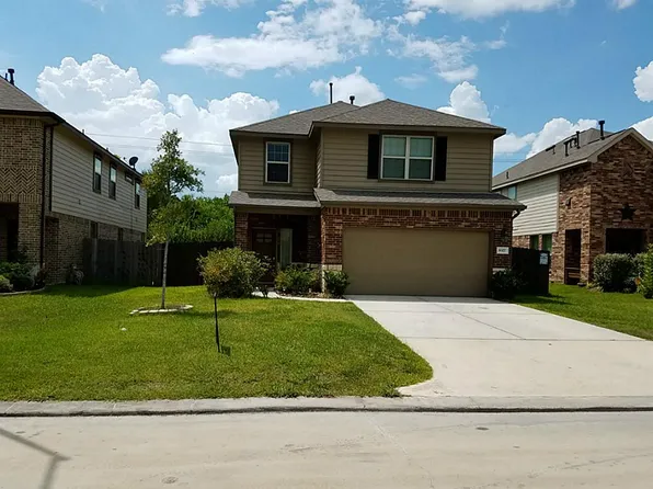 8327 Broadleaf Ave, Baytown, TX 77521