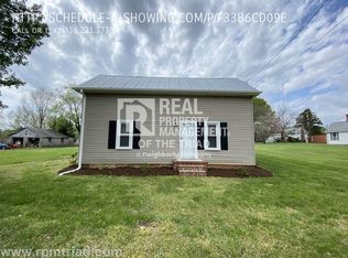 3076 Main St, Walkertown, NC 27051