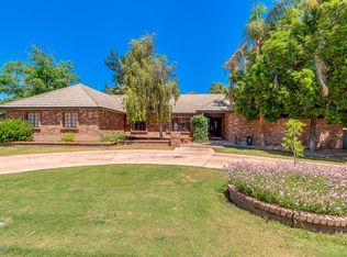 32 N Riata St, Gilbert, AZ 85234