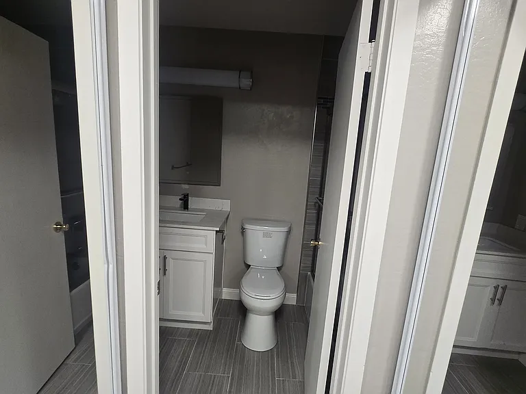 1399 Pacific Ave — Photo 36