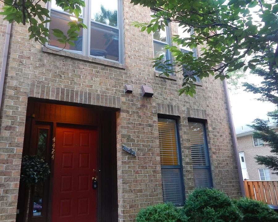 1st image of 4424 7th St N