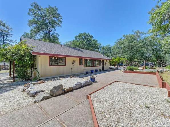 5260 Bandtail Rd, Greenwood, CA 95635