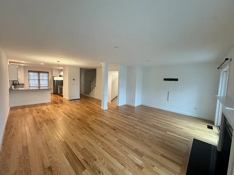 18 Dumaine Ave #C — Photo 6