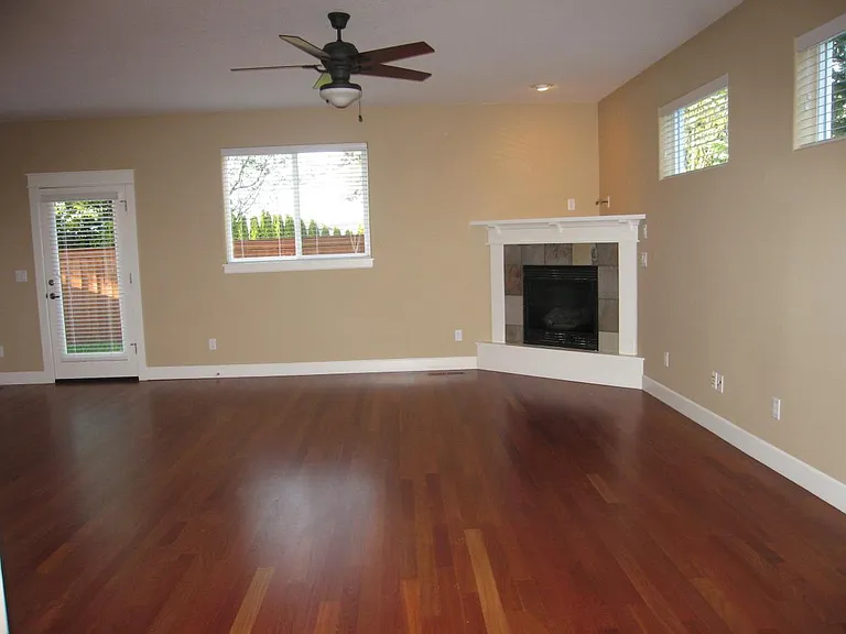 19412 SE 13th Way — Photo 18