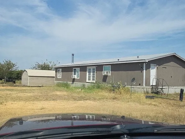 851 County Road 4625, Trenton, TX 75490
