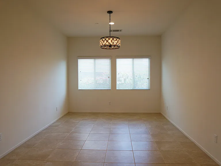 42696 Saragoza Ct — Photo 10