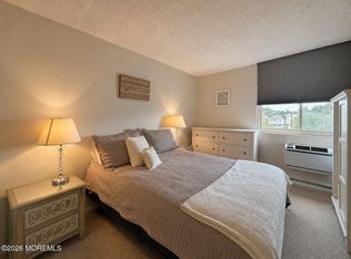 1000 River Rd APT 3F, Belmar, NJ 07719