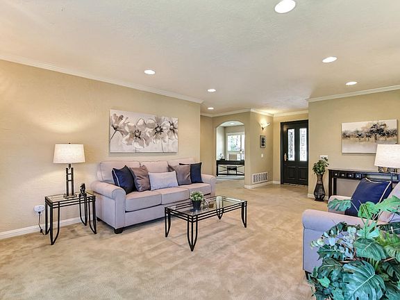 5th image of 485 Curie Dr