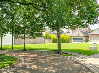 102 Ellendale Blvd, Lafayette, LA 70508
