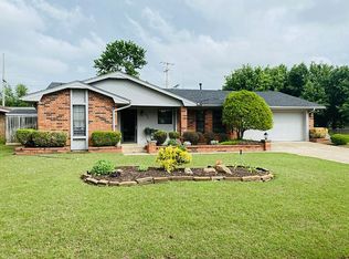 904 N Harville Rd, Duncan, OK 73533