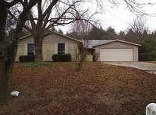 1526 Enchanted Ln, Lancaster, TX 75146