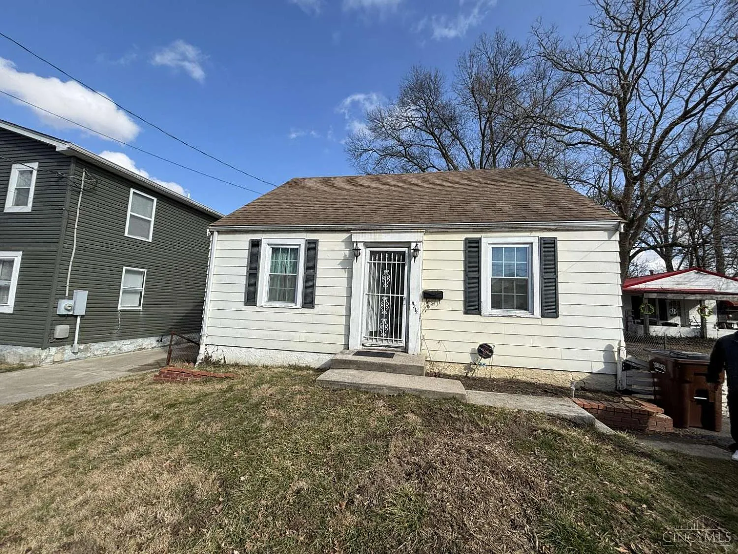 8312 York St photo 1