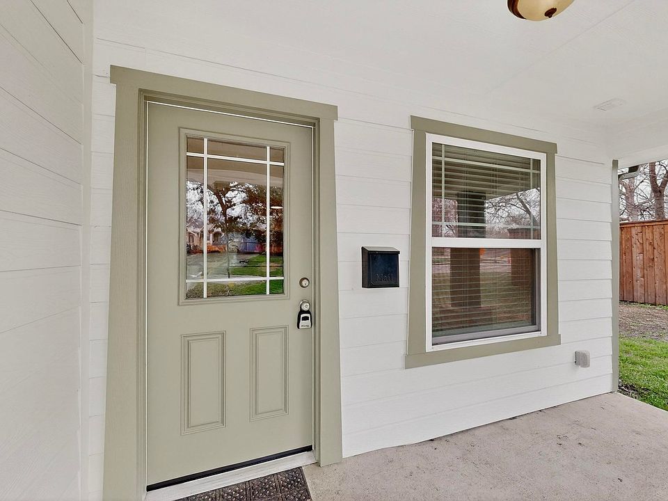 1st image of 1306 Oak St
