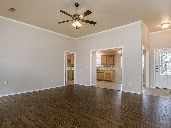 4th image of 8100 Vail Dr