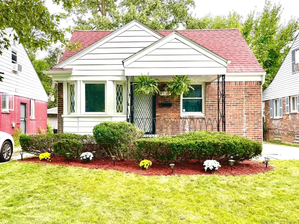9566 Pierson St, Detroit, MI 48228
