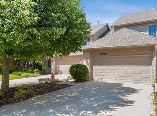 27W204 Chelsea Cir, Winfield, IL 60190